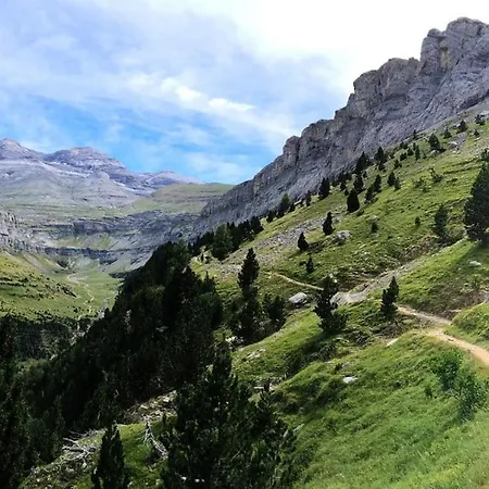Les Hotes Pyrenees Tatil Evi